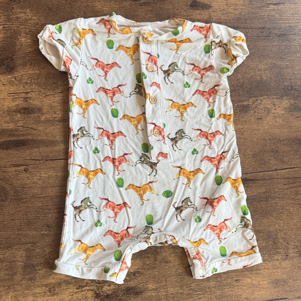 Bamboo Horse Print Baby Romper 🐴